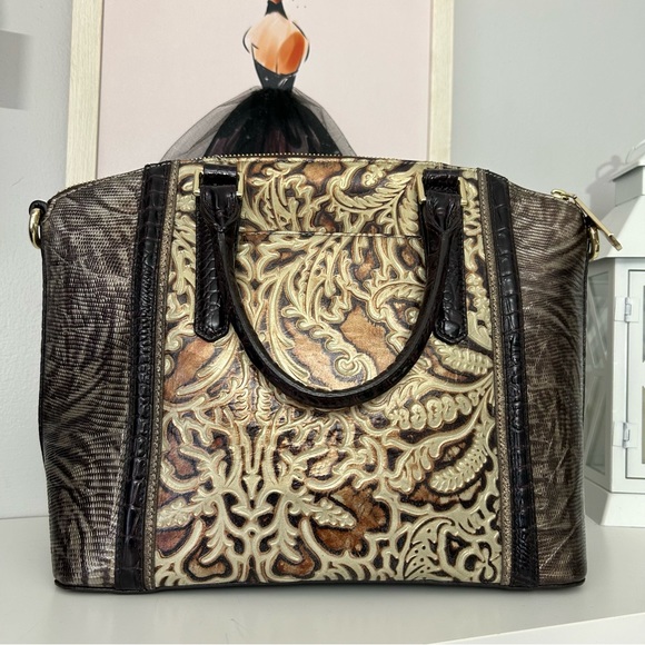 ❌SOLD❌Brahmin Duxbury Gold Bel Canto Satchel - Picture 13 of 14